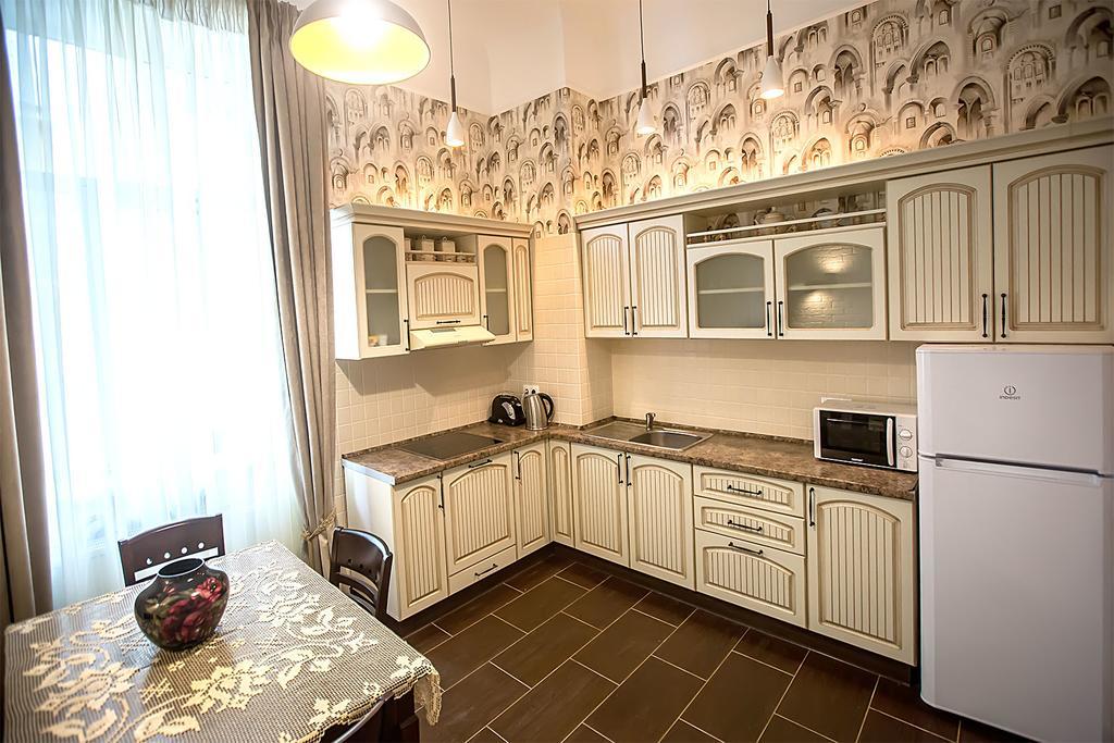 Gorgeous Apartments In Historical Center Of Lvov Buitenkant foto